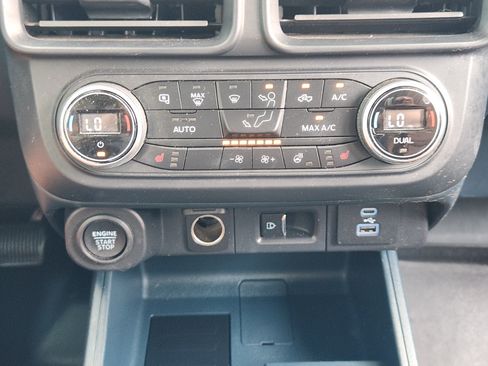Used 2022 Ford Maverick Lariat w/ Lariat Luxury Package FWD image 20