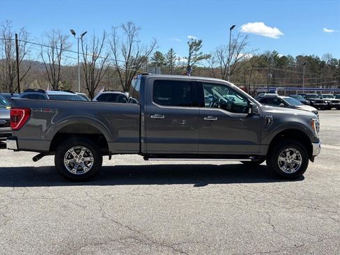 Used 2022 Ford F150 XLT w/ Equipment Group 302A High AWD/4WD image 3