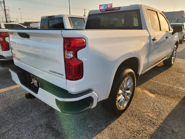 Used 2024 Chevrolet Silverado 1500 Custom RWD image 4