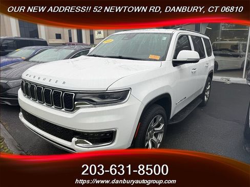 Used 2022 Jeep Wagoneer Series II AWD/4WD image 1