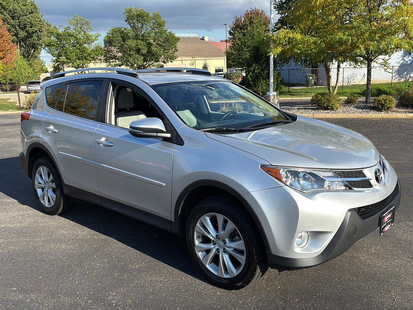 Used 2013 Toyota RAV4 Limited AWD/4WD image 7