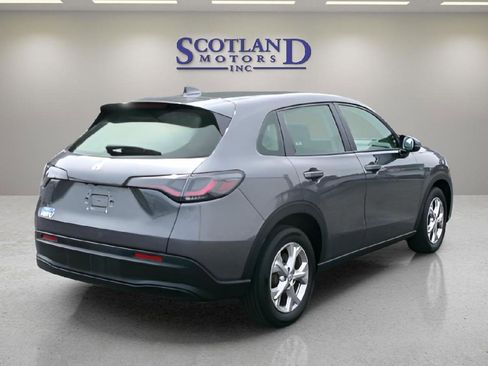 Used 2025 Honda HR-V LX image 6