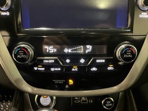 Used 2019 Nissan Murano SV w/ Premium Package image 30