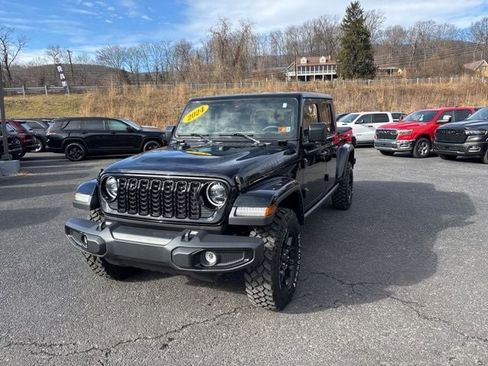 Used 2024 Jeep Gladiator Sport image 1