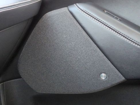 Used 2025 Ford Mustang Mach-E Premium image 31