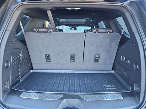 Used 2024 GMC Yukon AT4 w/ Technology Package image 23