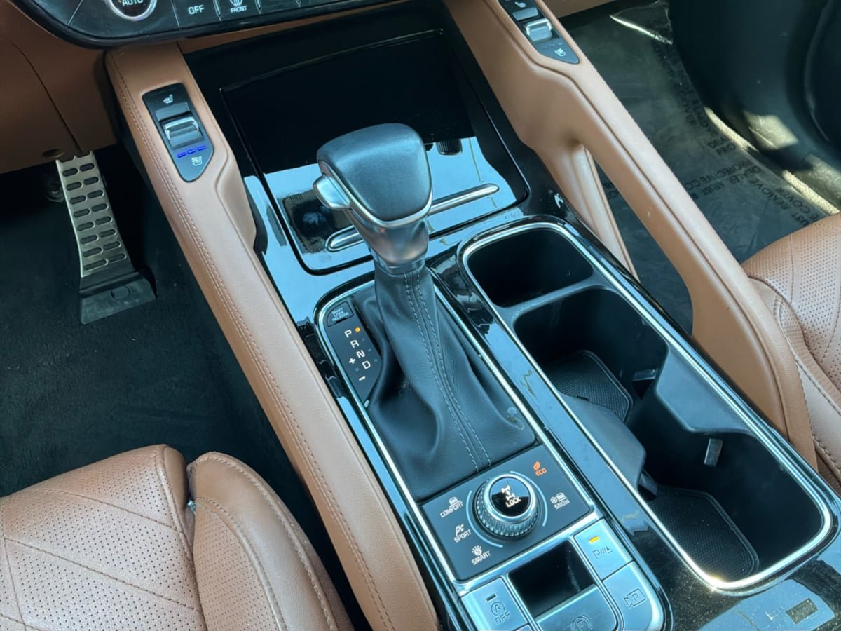 Used 2023 Kia Telluride SX Prestige X-Line AWD/4WD image 17