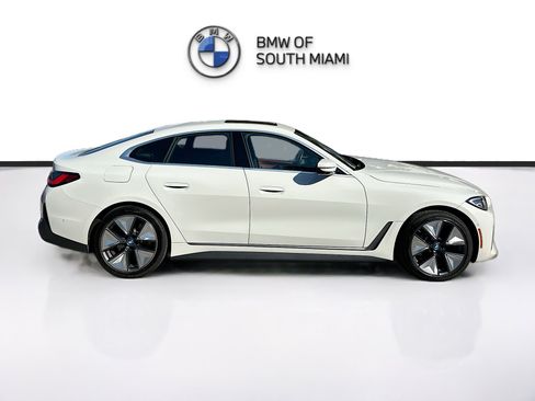 Certified 2024 BMW i4 eDrive35 w/ Premium Package image 8