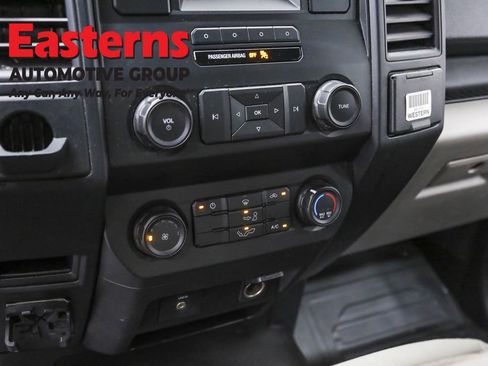 Used 2020 Ford F150 XL w/ Trailer Tow Package image 19