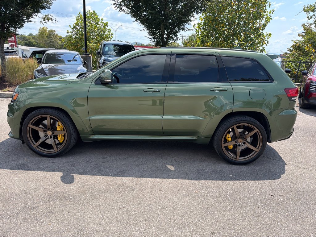 Used 2021 Jeep Grand Cherokee Trackhawk AWD/4WD image 6