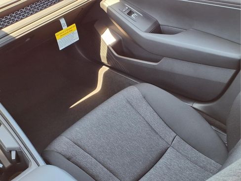 New 2026 Honda Accord LX image 15