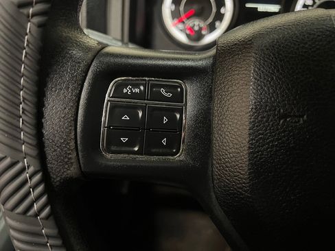 Used 2017 RAM 1500 Classic SLT image 19