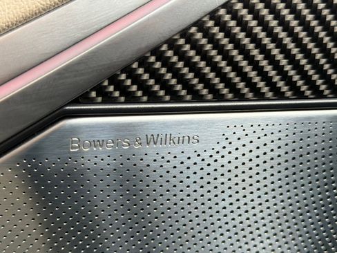 Used 2025 BMW X7 M60i image 24