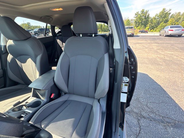 Used 2025 Subaru Crosstrek 2.5i Premium AWD/4WD image 10