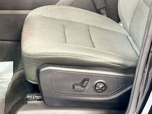 Used 2021 RAM 1500 Big Horn AWD/4WD image 19