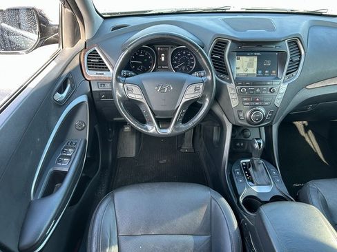 Used 2017 Hyundai Santa Fe Limited image 28