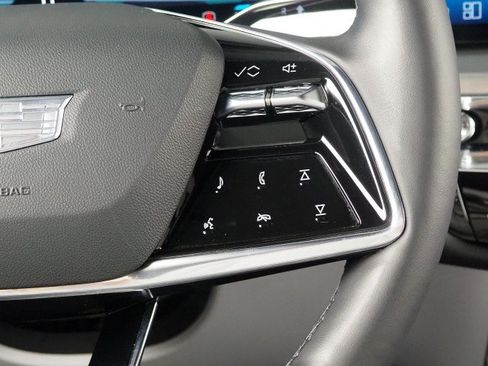 Used 2024 Cadillac Lyriq AWD Luxury image 23