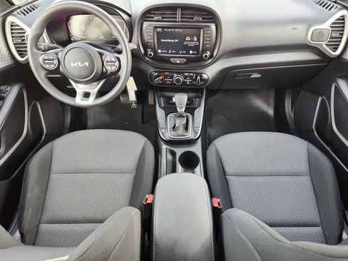 Used 2024 Kia Soul LX w/ Option Group 015 image 14