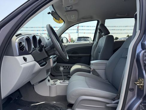 Used 2007 Chrysler PT Cruiser Touring FWD image 14