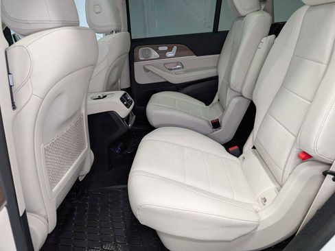 Certified 2026 Mercedes-Benz GLS 450 4MATIC image 23