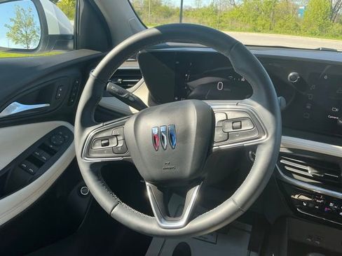 Used 2024 Buick Encore GX Avenir w/ Avenir Technology Package FWD image 24