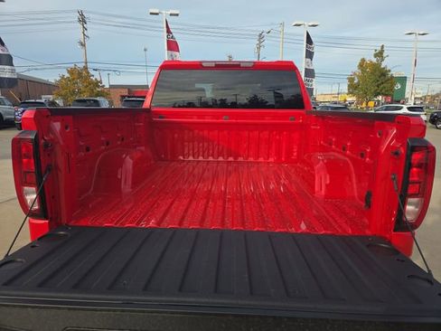 New 2026 GMC Sierra 1500 Elevation image 22