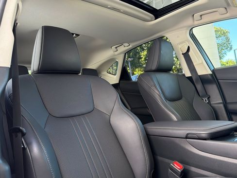 Certified 2024 Lexus NX 250 FWD image 21