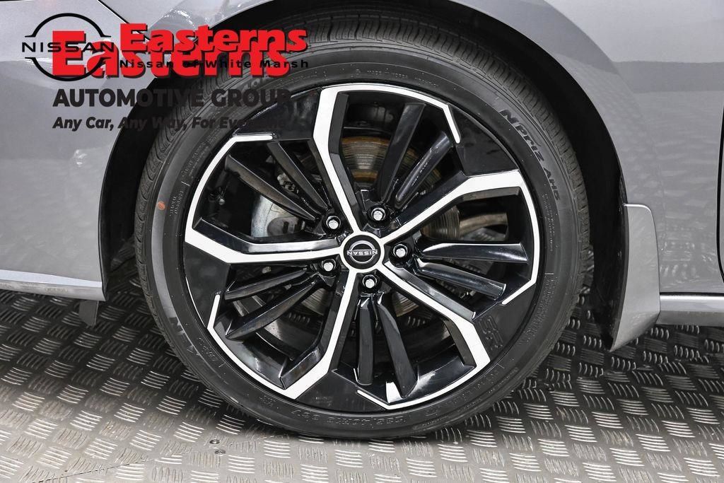 Used 2025 Nissan Altima 2.5 SR AWD/4WD image 33