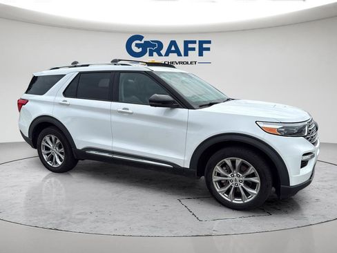 Used 2021 Ford Explorer Limited w/ Equipment Group 301A AWD/4WD image 10