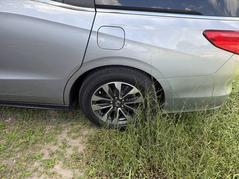 Used 2023 Honda Odyssey EX-L image 10