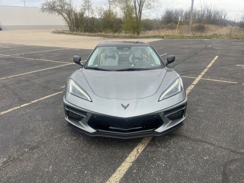Used 2024 Chevrolet Corvette Stingray Premium Conv RWD image 2