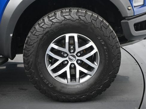 Used 2018 Ford F150 Raptor w/ Equipment Group 802A Luxury AWD/4WD image 28