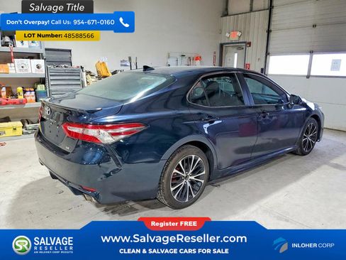 Used 2019 Toyota Camry SE image 4