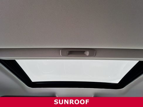 Used 2024 Nissan Armada Platinum w/ Captain's Chairs Package image 27