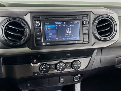 Used 2019 Toyota Tacoma SR5 image 19
