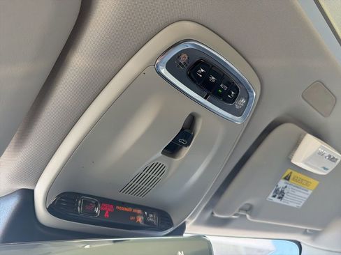 Used 2019 Volvo XC60 T6 Inscription w/ Protection Package Premier image 9