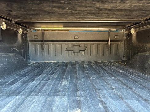 Used 2018 Chevrolet Silverado 1500 High Country image 13