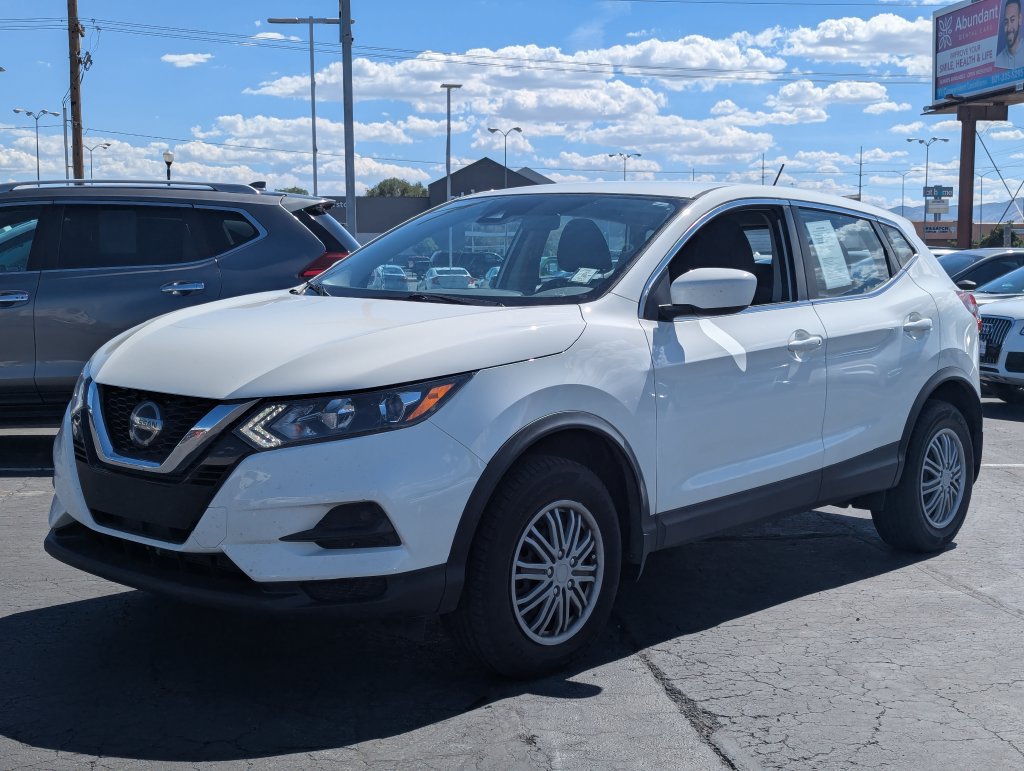 Used 2020 Nissan Rogue Sport S FWD image 9