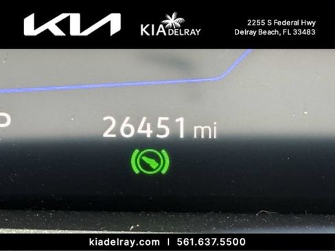 Used 2023 Volkswagen Taos SE w/ Panoramic Sunroof Package FWD image 34