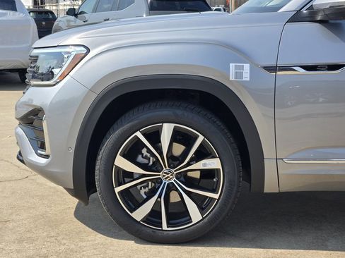 New 2026 Volkswagen Atlas SEL Premium R-Line AWD/4WD image 5