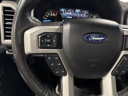 Used 2018 Ford F150 Lariat w/ Equipment Group 502A Luxury AWD/4WD image 19