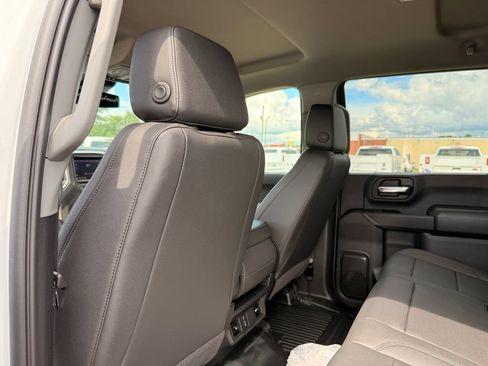 New 2026 GMC Sierra 2500 Pro w/ Convenience Package AWD/4WD image 24