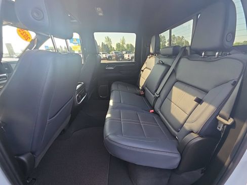 Used 2025 Chevrolet Silverado 2500 High Country w/ High Country Premium Package AWD/4WD image 16