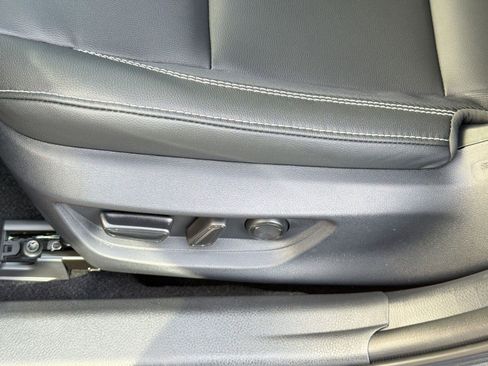 New 2026 Toyota Camry Hybrid image 14