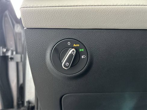 New 2026 Volkswagen Taos S image 17