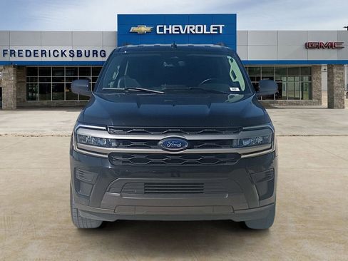 Used 2024 Ford Expedition Max XLT image 8