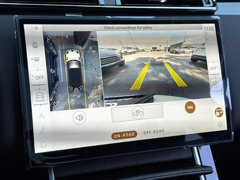 New 2026 Land Rover Range Rover Velar Dynamic SE AWD/4WD image 26