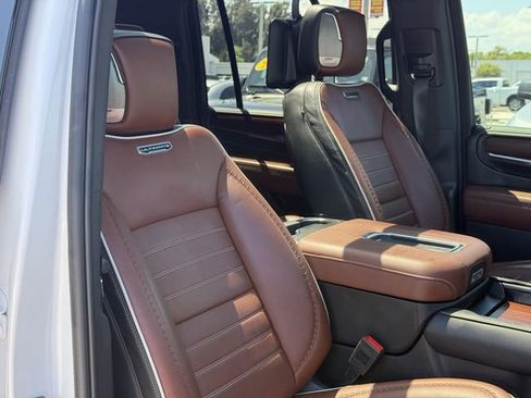 Used 2024 GMC Yukon XL Denali Ultimate image 21
