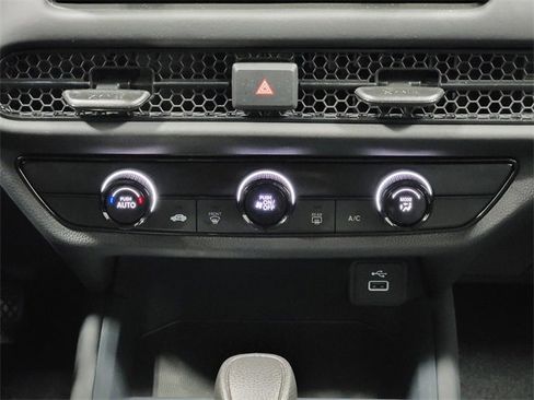Certified 2025 Honda HR-V LX image 22