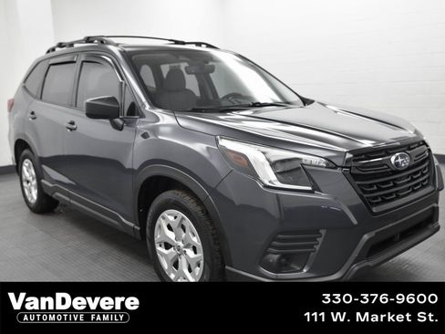 Used 2023 Subaru Forester Base image 1